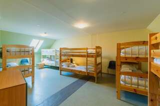 Хостелы Kuressaare Central Hostel Курессааре Односпальная кровать в общем номере с 6 кроватями-3